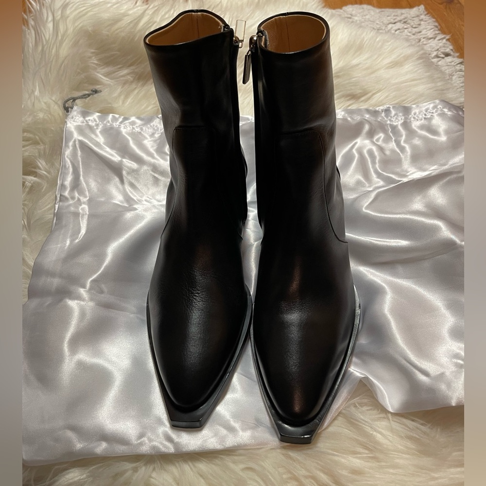 Dear Frances River Black Boot - Picture 7 of 16